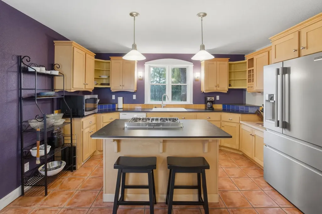 5582 Klements Lane Florence MT 59833