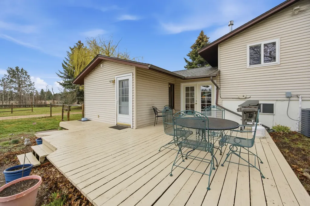 5582 Klements Lane Florence MT 59833