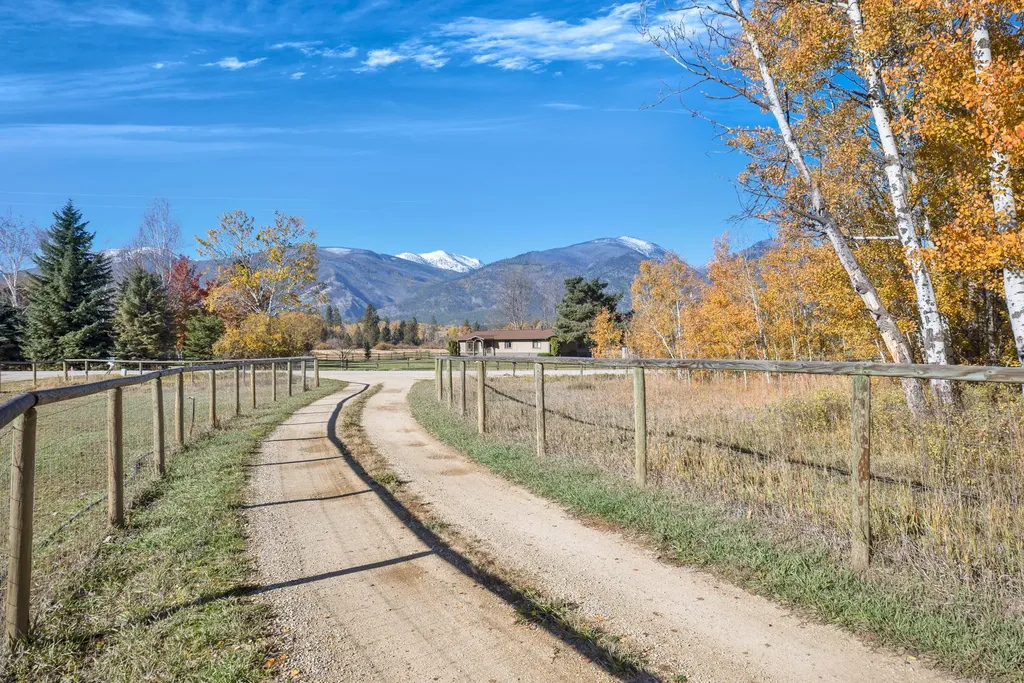 5582 Klements Lane Florence MT 59833