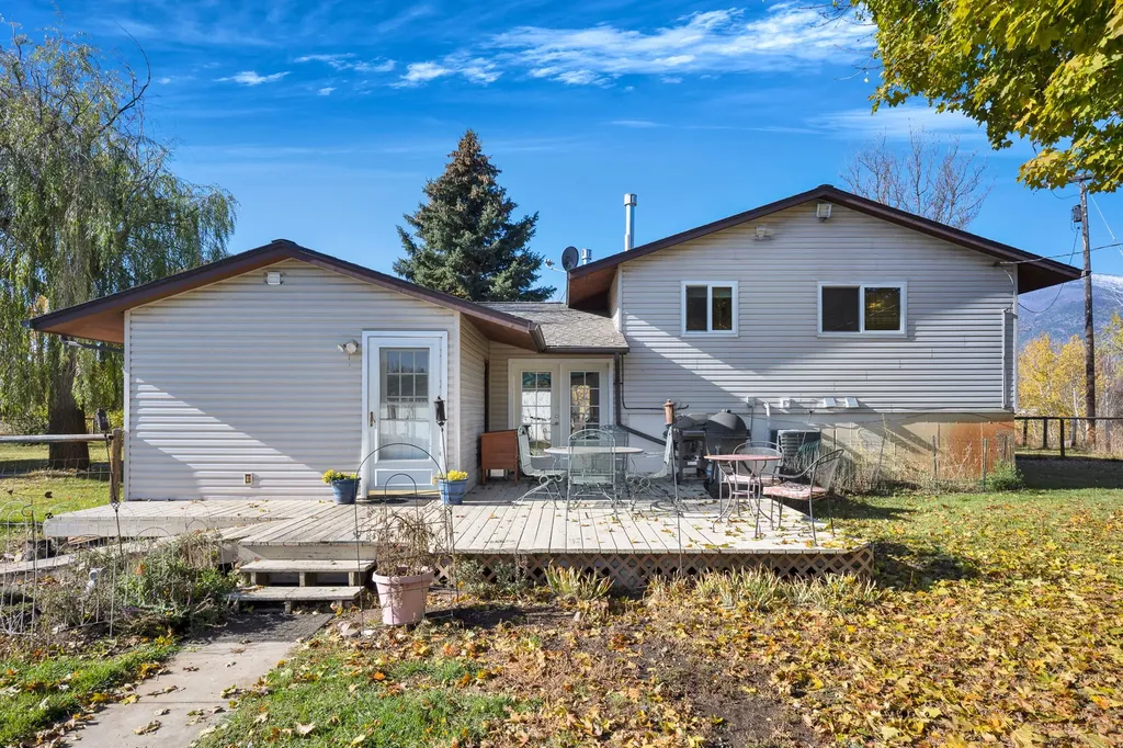 5582 Klements Lane Florence MT 59833