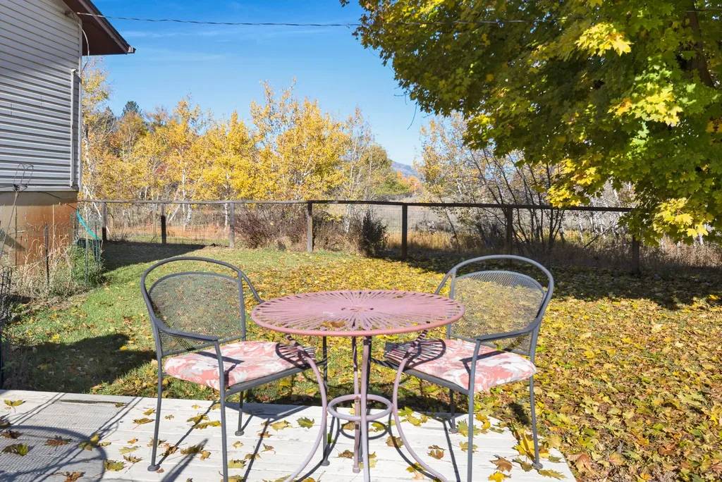 5582 Klements Lane Florence MT 59833