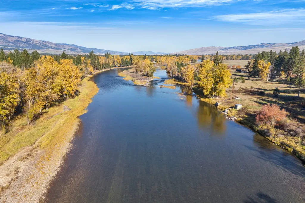 5582 Klements Lane Florence MT 59833
