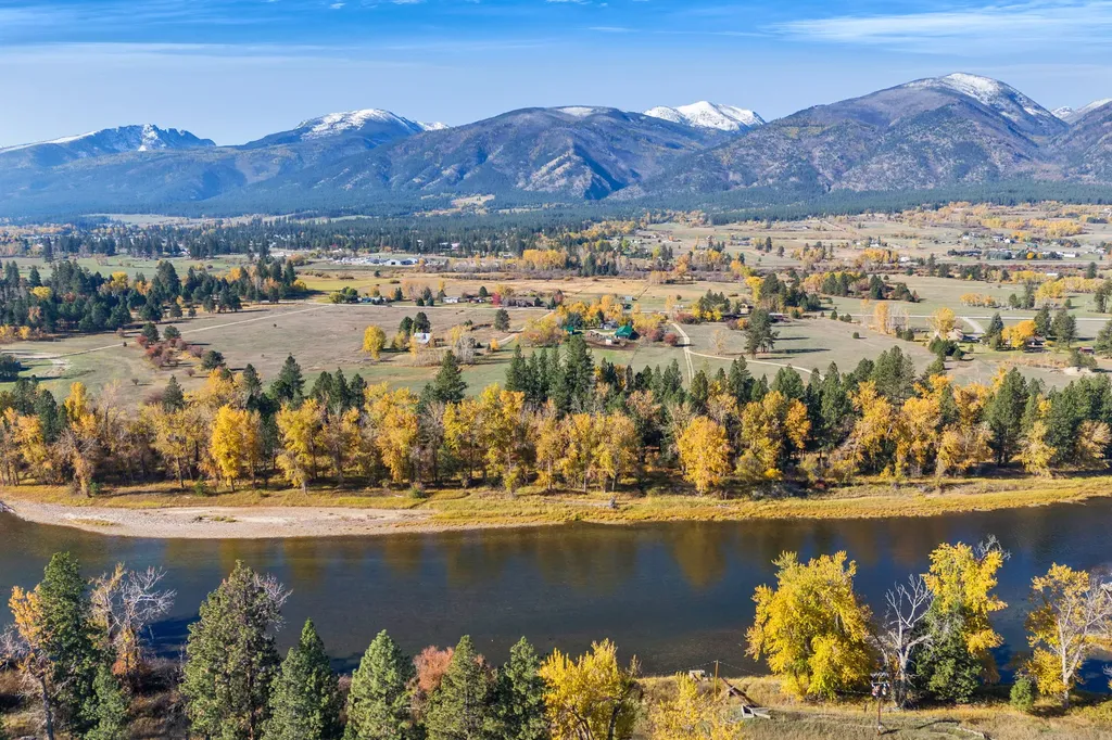 5582 Klements Lane Florence MT 59833