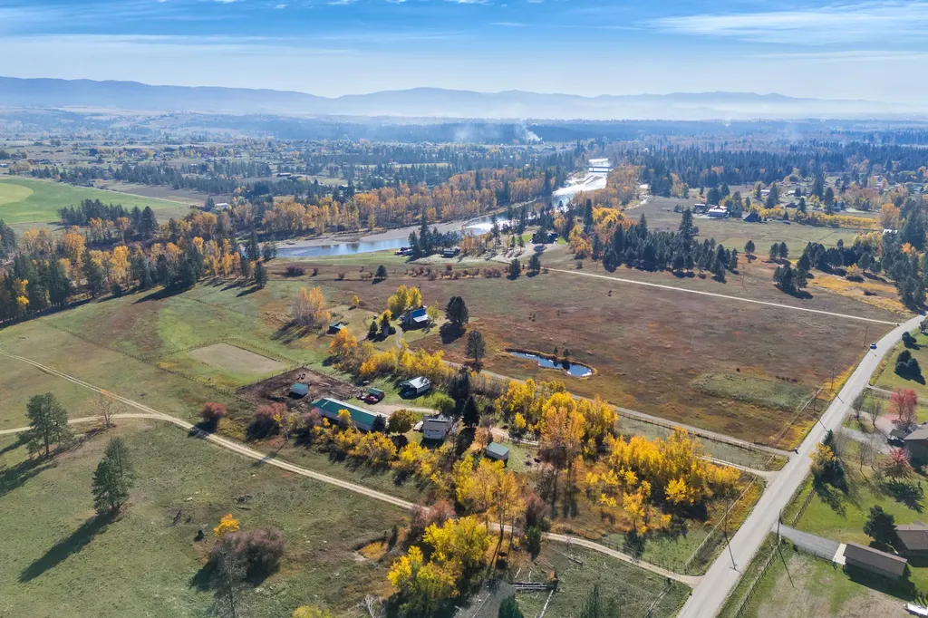 5582 Klements Lane Florence MT 59833