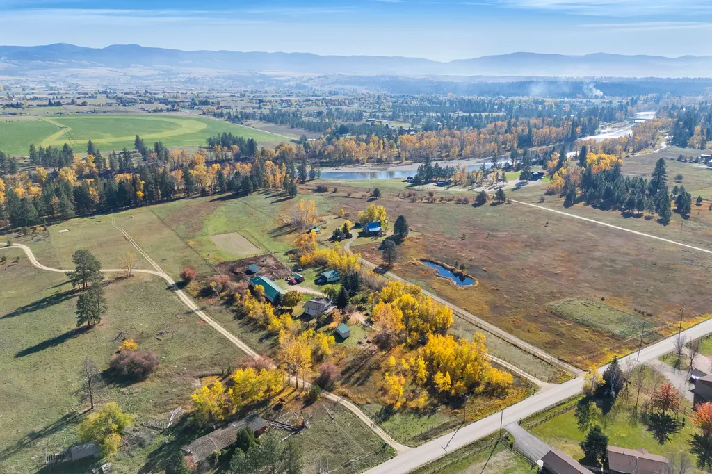 5582 Klements Lane Florence MT 59833