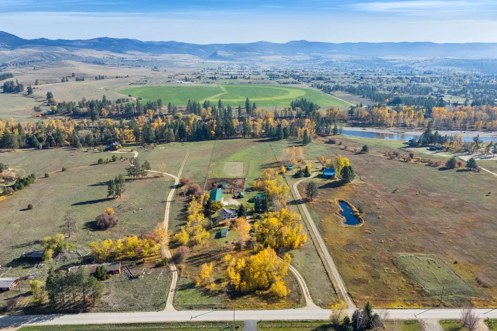 5582 Klements Lane Florence MT 59833