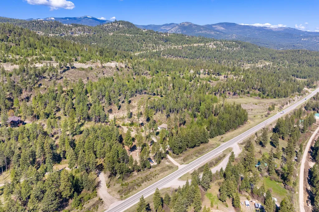 7860 Us Hwy 93 S Lakeside MT 59922