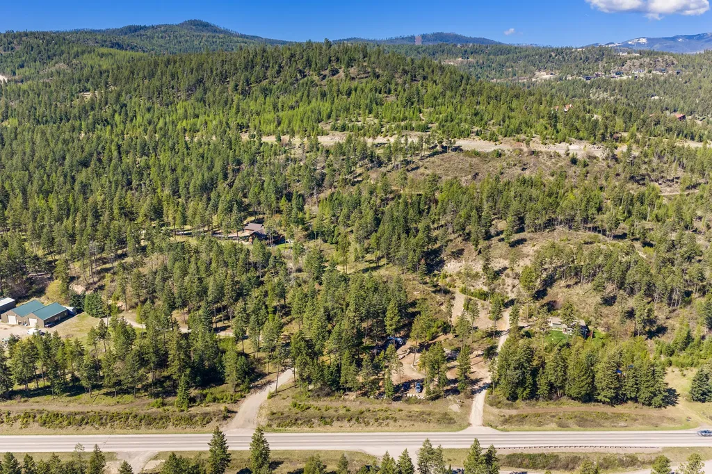 7860 Us Hwy 93 S Lakeside MT 59922