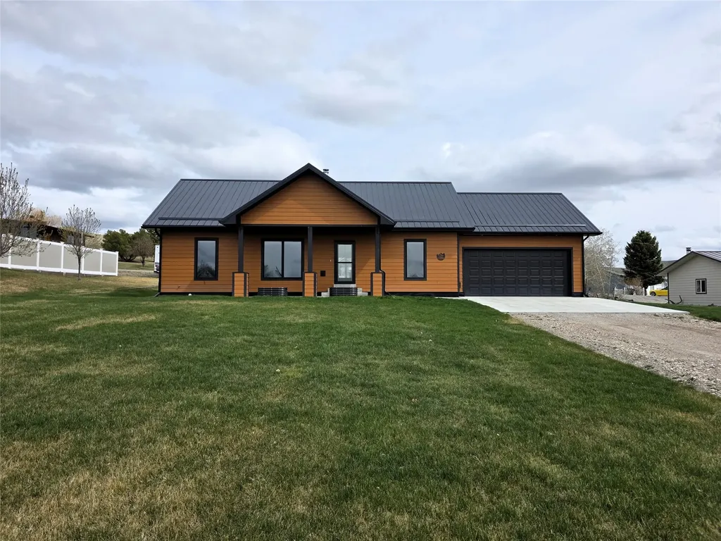 205 12th Avenue NE Choteau MT 59422
