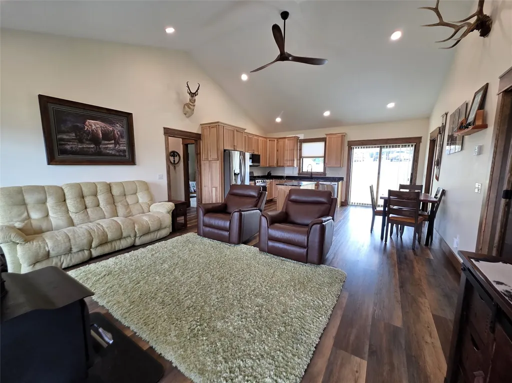 205 12th Avenue NE Choteau MT 59422