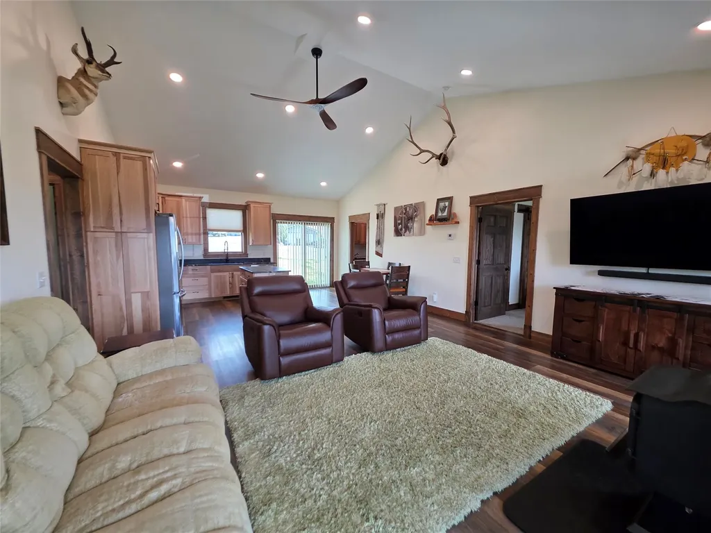 205 12th Avenue NE Choteau MT 59422