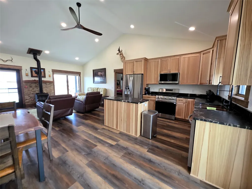 205 12th Avenue NE Choteau MT 59422