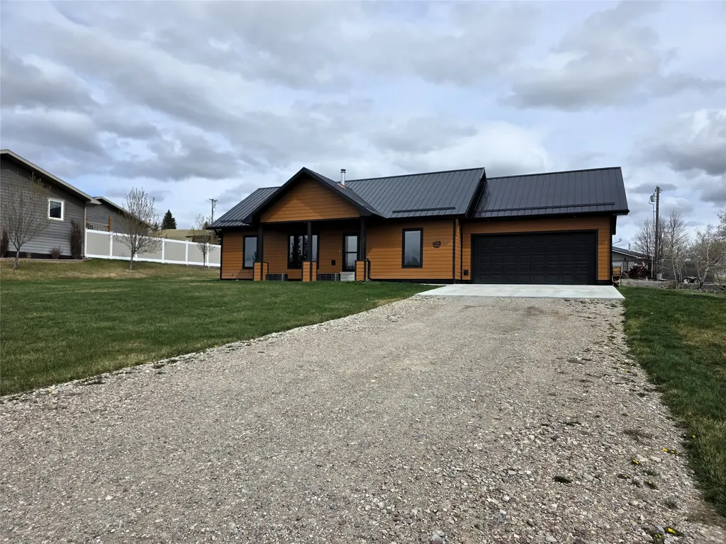205 12th Avenue NE Choteau MT 59422