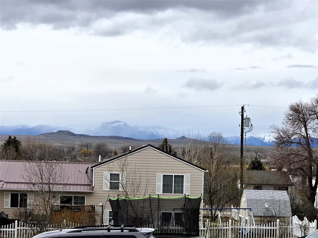 205 12th Avenue NE Choteau MT 59422