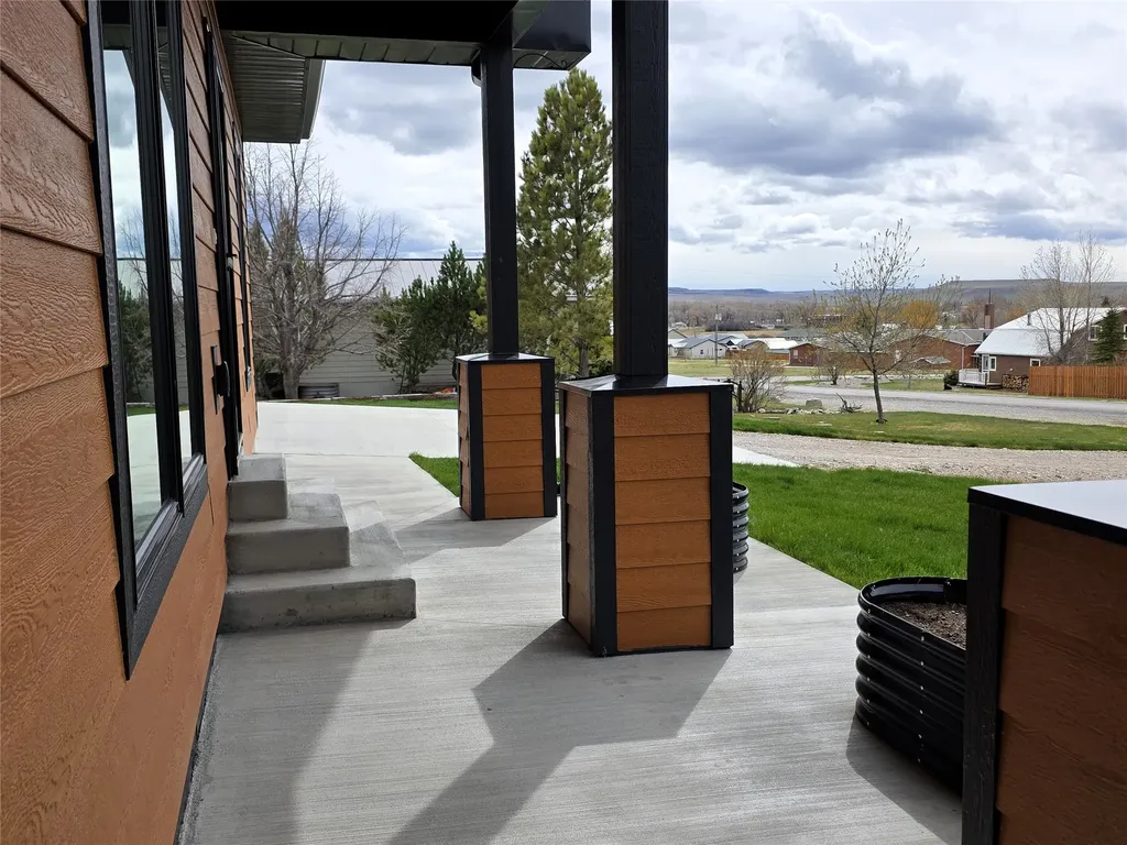 205 12th Avenue NE Choteau MT 59422