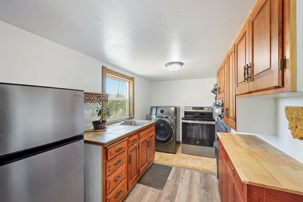 7860 Us Hwy 93 S Lakeside MT 59922