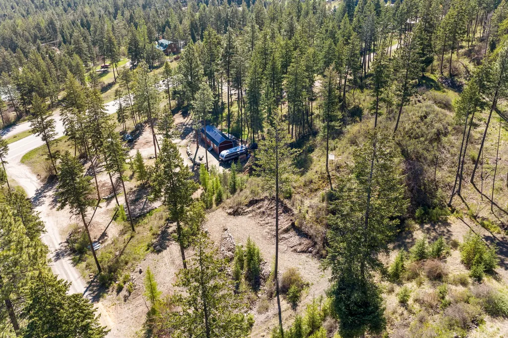 7860 Us Hwy 93 S Lakeside MT 59922
