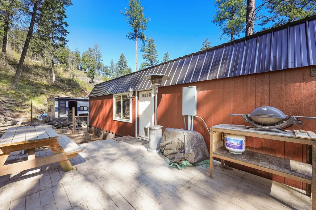 7860 Us Hwy 93 S Lakeside MT 59922