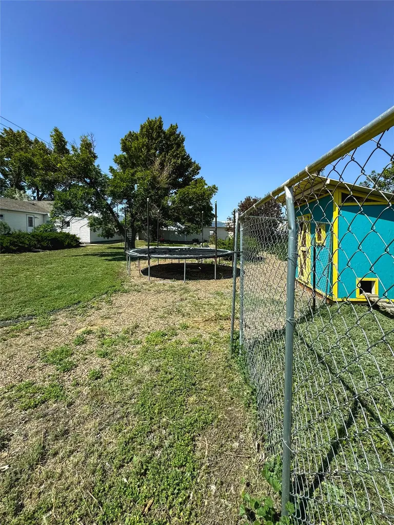 2 Robinson Street Scobey MT 59263