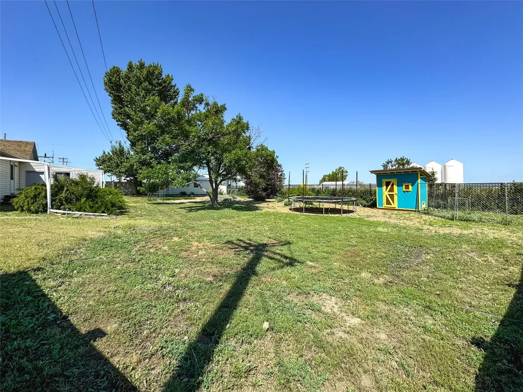 2 Robinson Street Scobey MT 59263