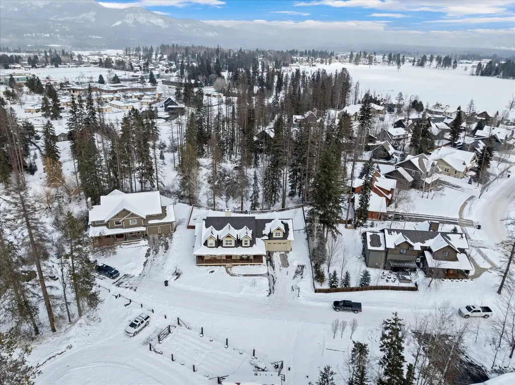 1076 Creekwood Drive Whitefish MT 59937