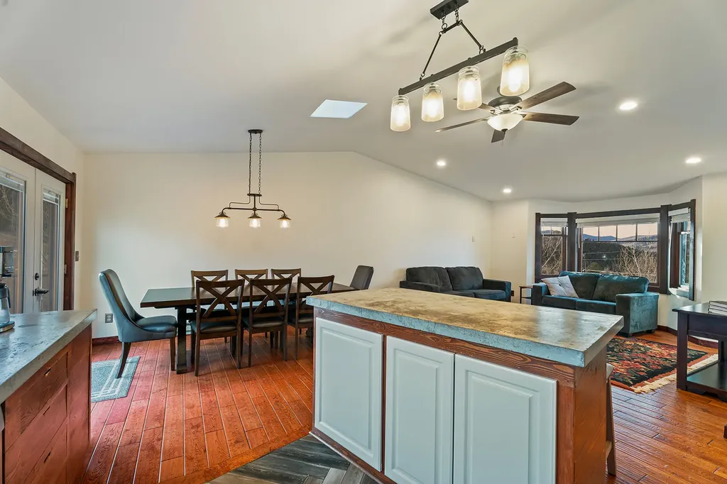 16 Grassy Mountain Road Clancy MT 59634
