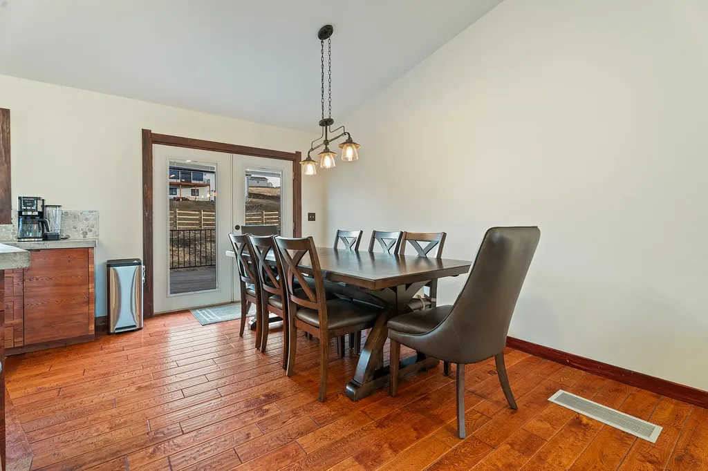 16 Grassy Mountain Road Clancy MT 59634