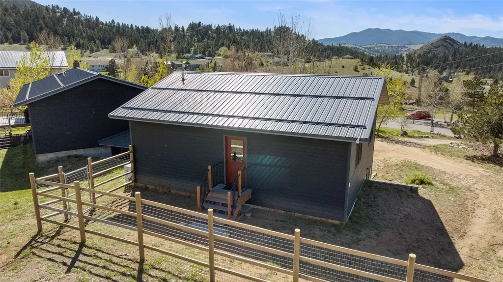 16 Grassy Mountain Road Clancy MT 59634