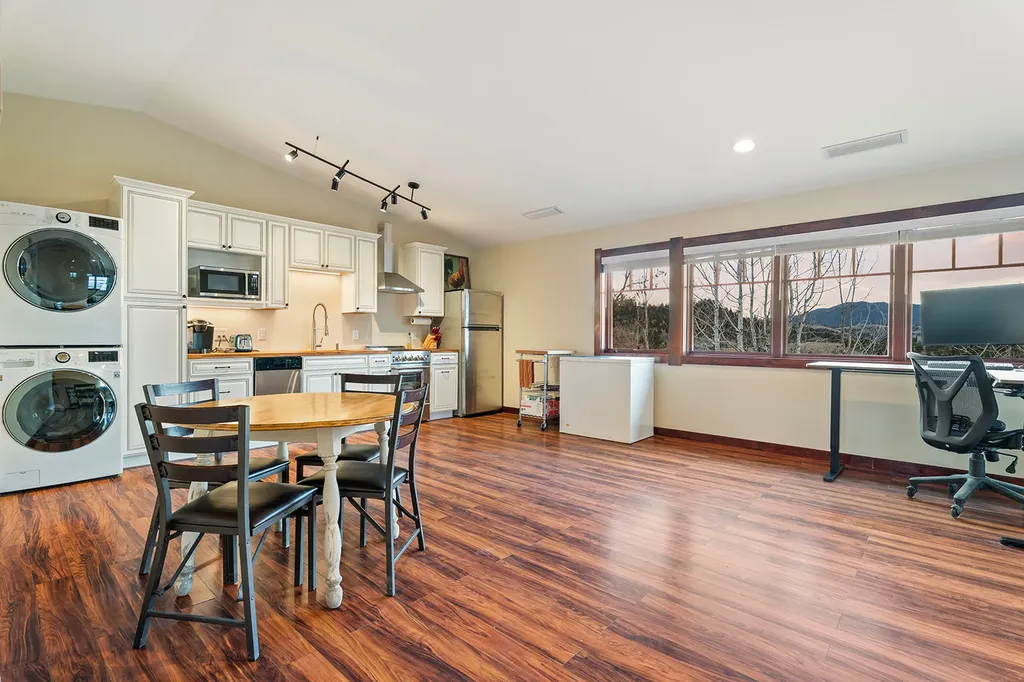 16 Grassy Mountain Road Clancy MT 59634