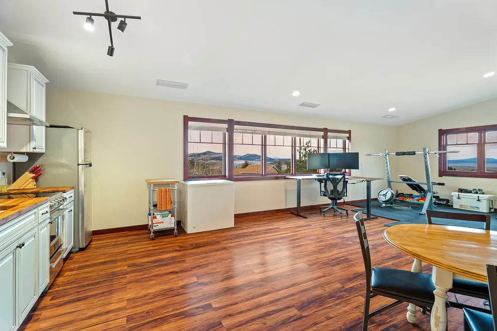 16 Grassy Mountain Road Clancy MT 59634