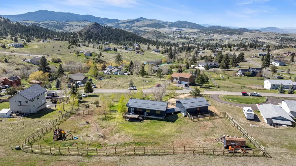 16 Grassy Mountain Road Clancy MT 59634