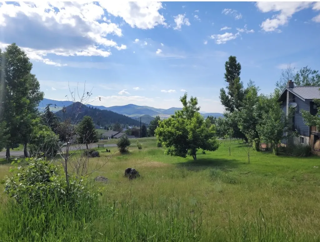 16 Grassy Mountain Road Clancy MT 59634