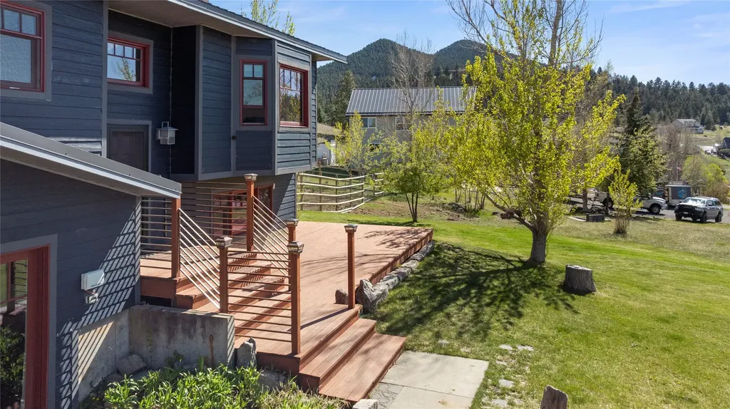 16 Grassy Mountain Road Clancy MT 59634