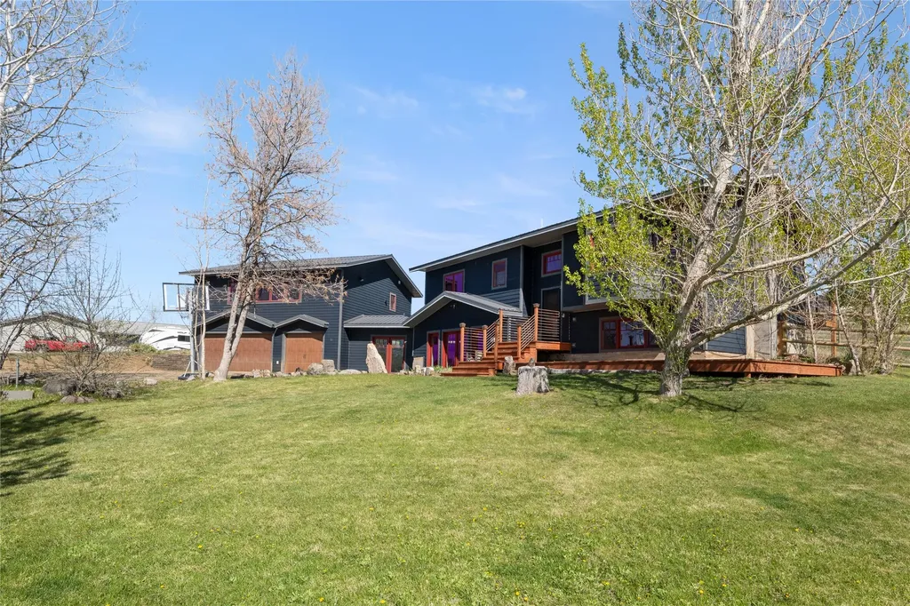 16 Grassy Mountain Road Clancy MT 59634