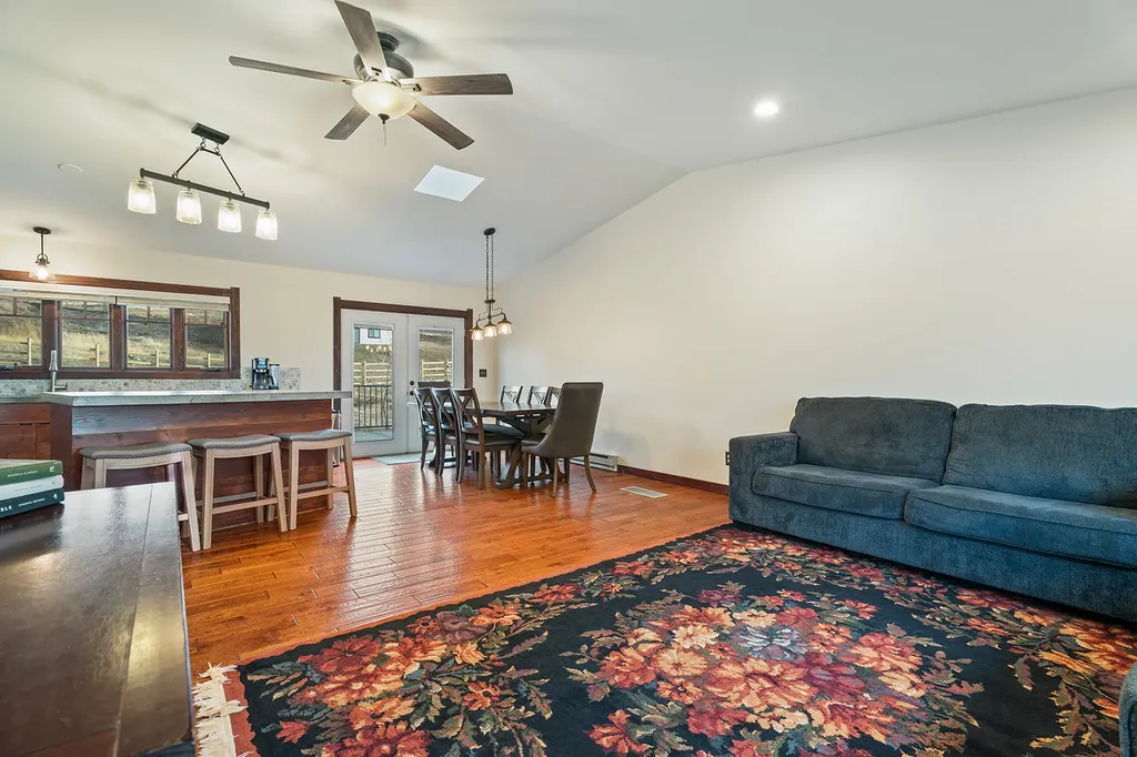 16 Grassy Mountain Road Clancy MT 59634
