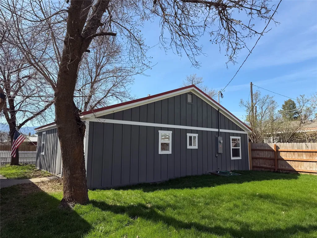 804 S 5th Avenue Plains MT 59859