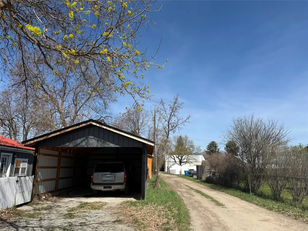 804 S 5th Avenue Plains MT 59859