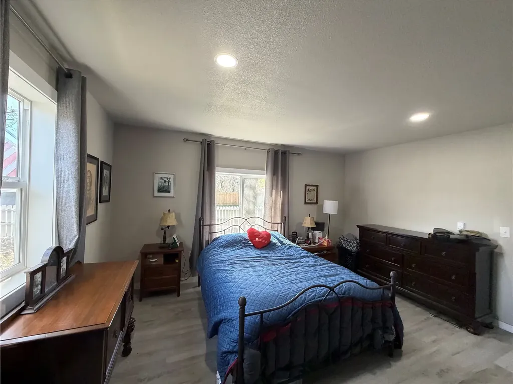 804 S 5th Avenue Plains MT 59859
