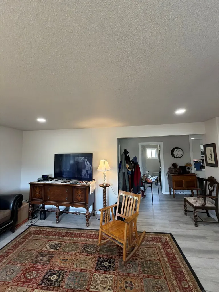 804 S 5th Avenue Plains MT 59859