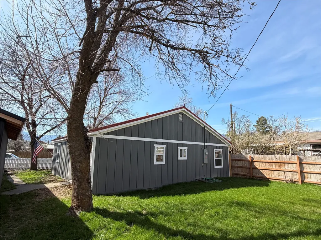 804 S 5th Avenue Plains MT 59859