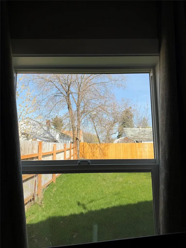 804 S 5th Avenue Plains MT 59859