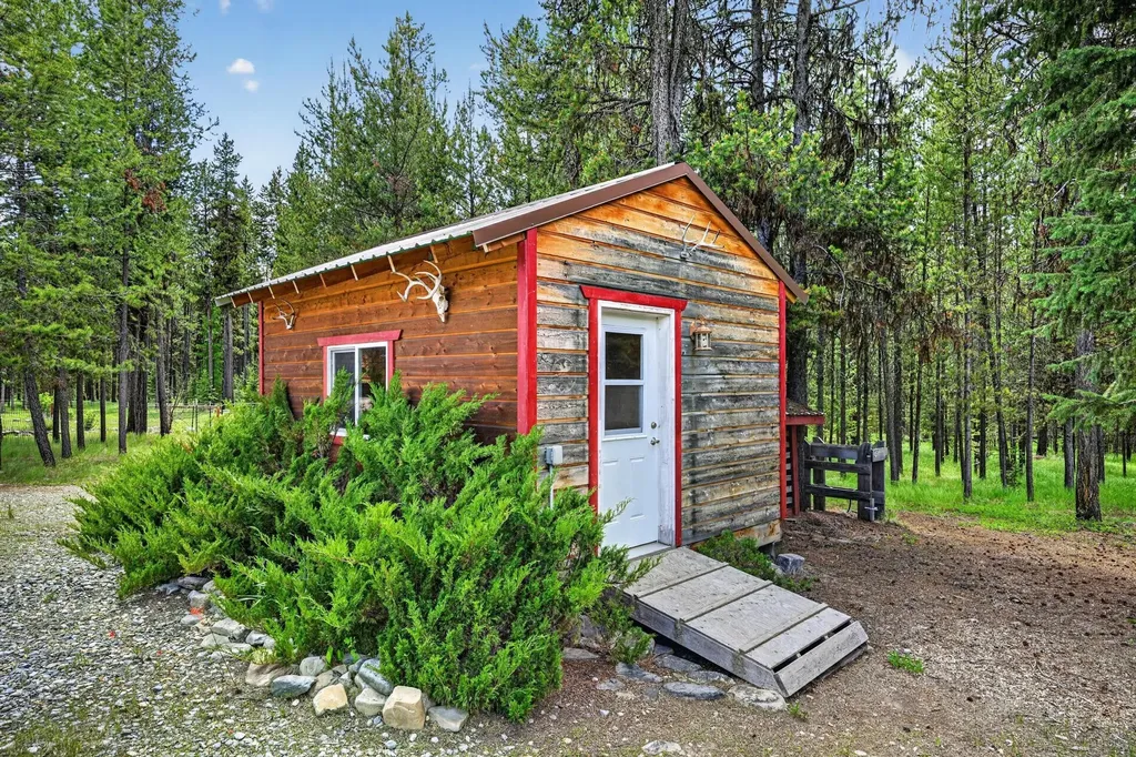 9618 Us Highway 2 W Marion MT 59925