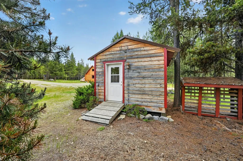 9618 Us Highway 2 W Marion MT 59925