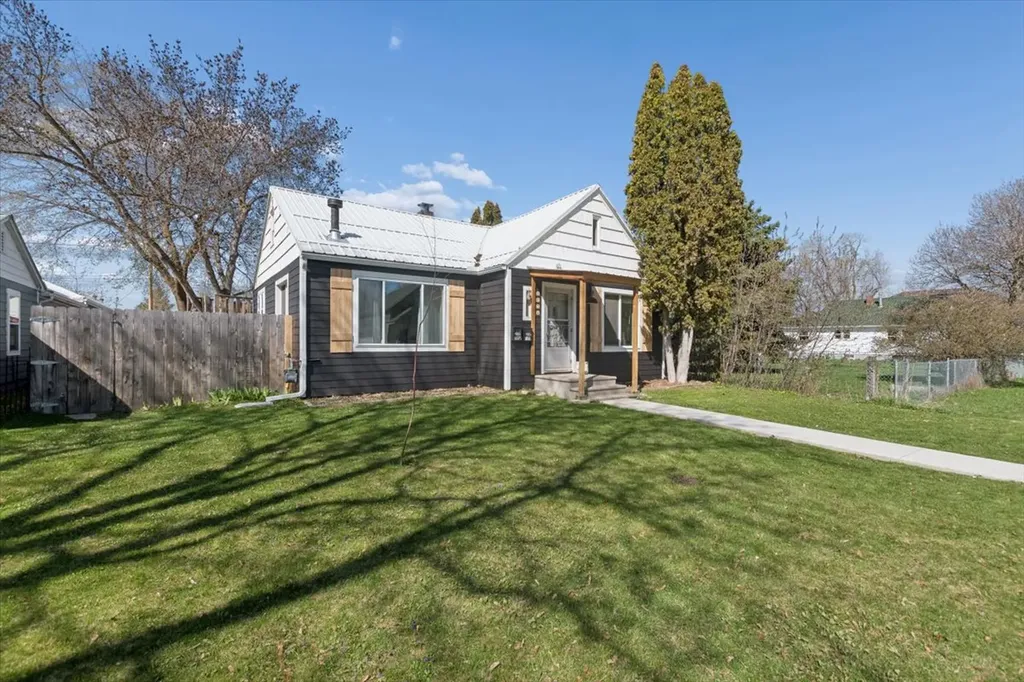 1034 4th Avenue W Kalispell MT 59901