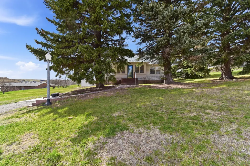 175 Main Street N Highwood MT 59450