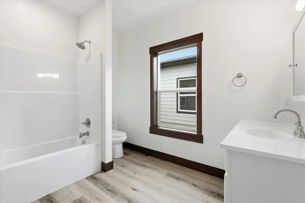 211 1st Avenue SE Ronan MT 59864