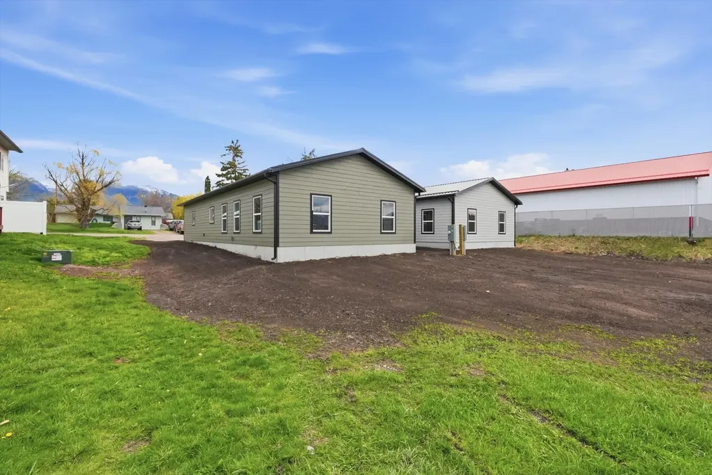 211 1st Avenue SE Ronan MT 59864