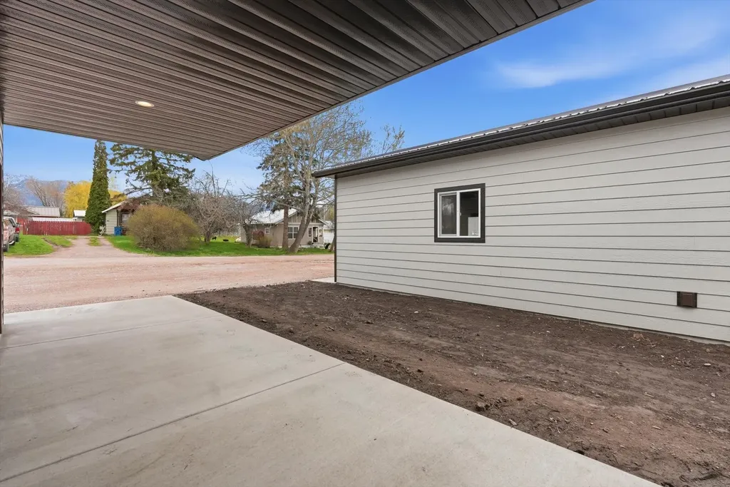211 1st Avenue SE Ronan MT 59864