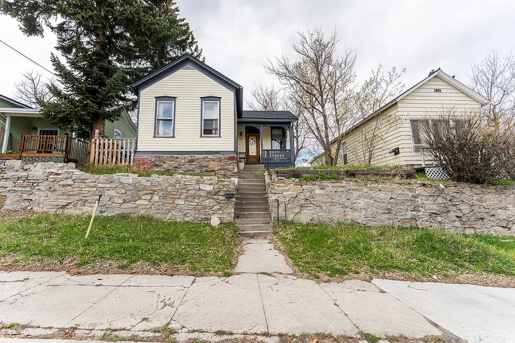 6 Chaucer Street Helena MT 59601