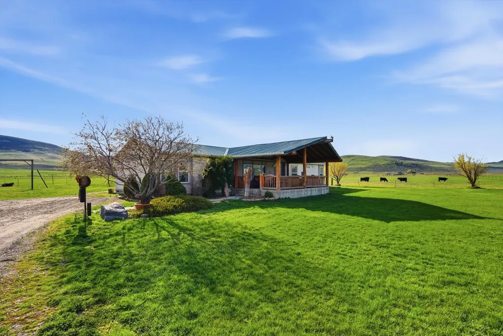 72 Ratcliff Road Hot Springs MT 59845